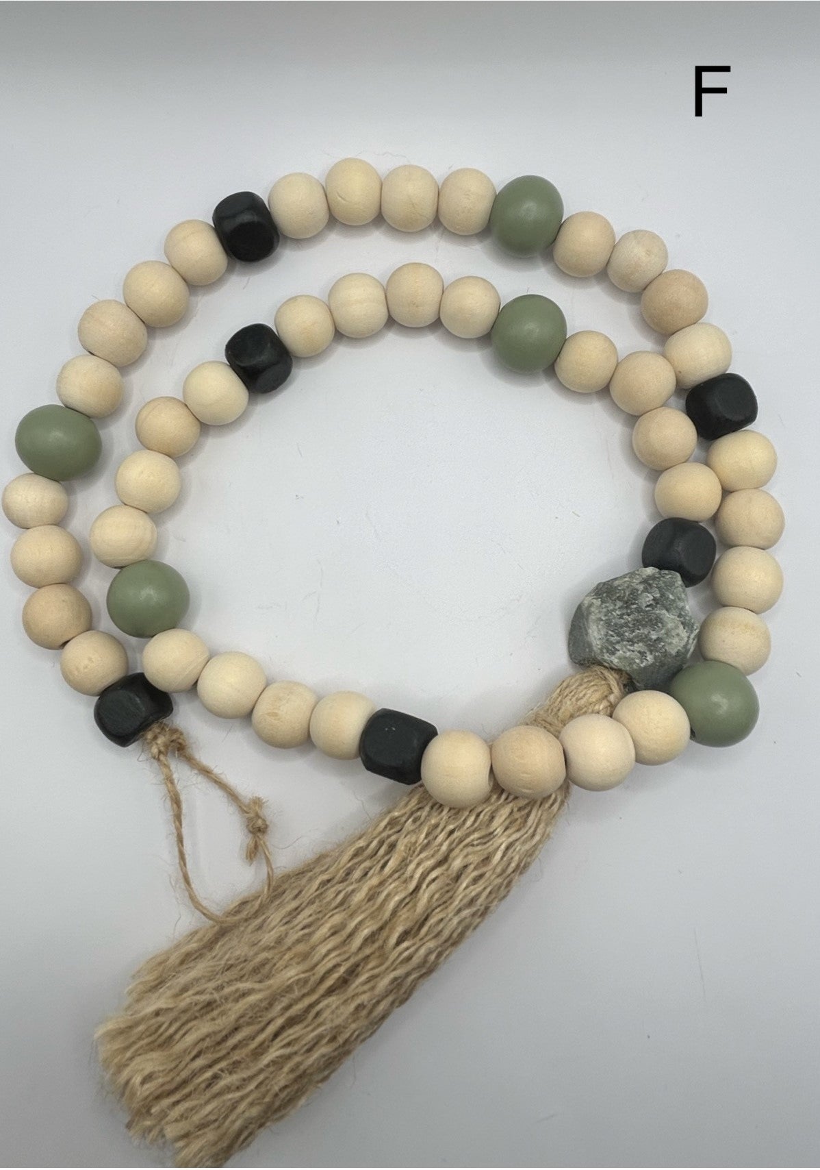 GREEN ADVENTURINE GARLAND (CONT'D)